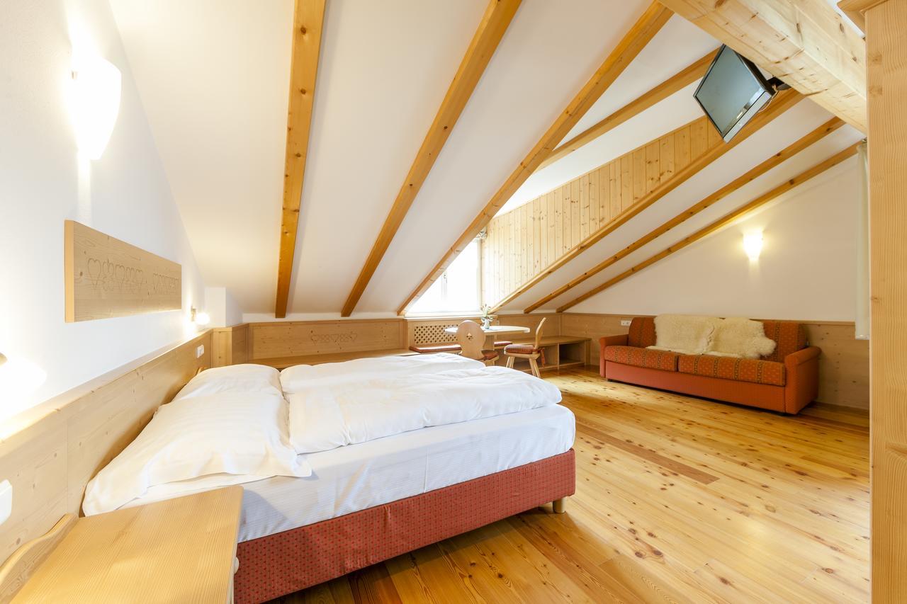 Berggasthof Locanda Alpina Dorfner Монтанья Экстерьер фото